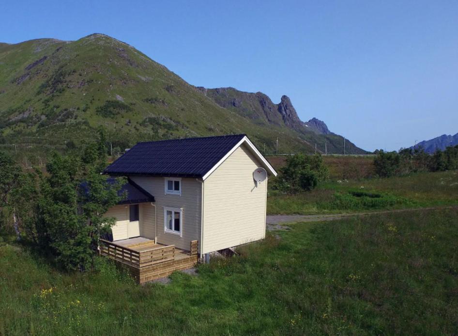 Charming House By The Sea, Lofoten! Laupstad Buitenkant foto